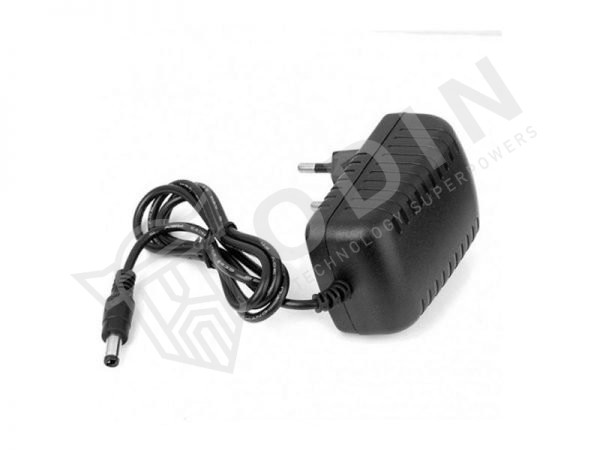 Alimentatore a spina 12V 2Ah 24W