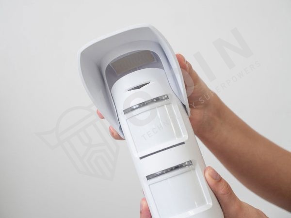 AJAX HOOD-W Cappuccio pioggia per il rilevatore MotionProtect Outdoor