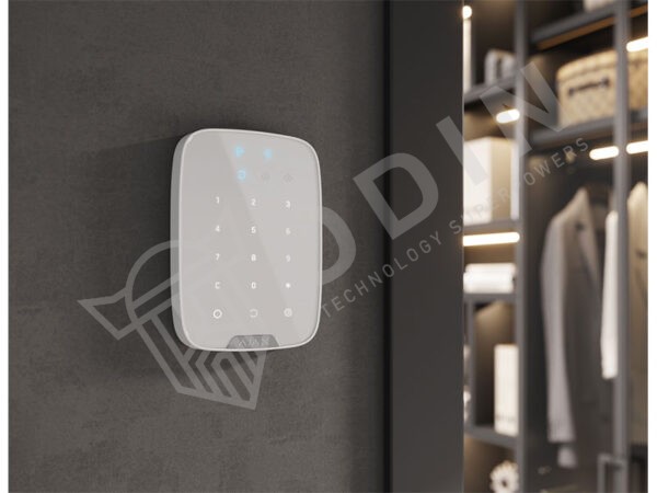AJAX KeyPadplus Tastiera wireless e touch usata per inserire/disinserire il sistema con lettore carte e portachiavi contactless crittografati